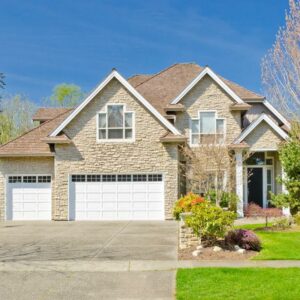 5 Things to Consider Before Moving to Suburbia with Your Family