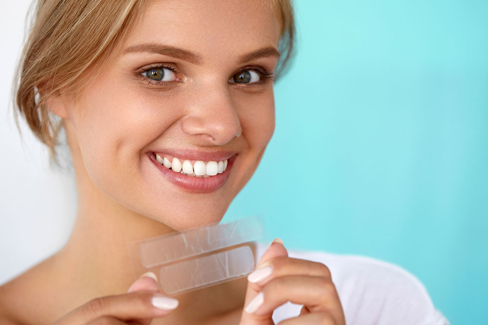 The pros and cons of invisible teeth aligners